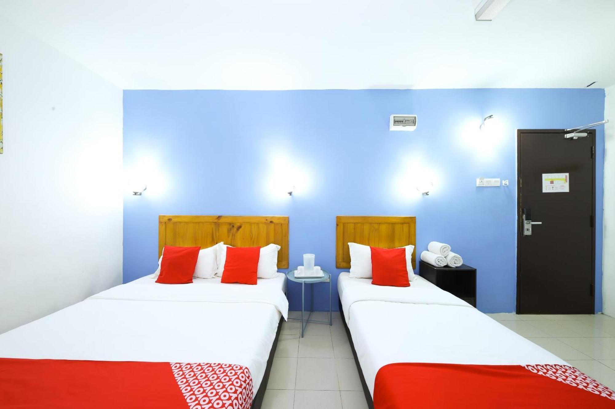 Super Oyo 502 Midah Inn Puchong Kültér fotó